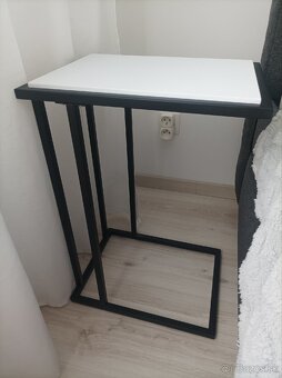 2x čierno-biely príručný/nočný stolík - kovový