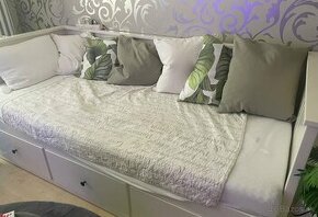 Ikea biela postel