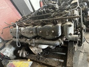 Motor liaz turbo - 1