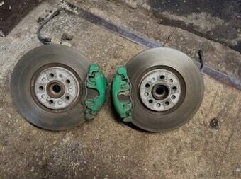 Kúpim predné brzdy na Škoda octavia 1 rs