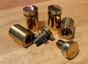 Distančná skrutka 30x19mm
