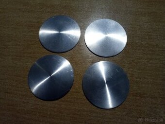 Nalepky na  krytky/ stredy kolies 5,6mm, nove.