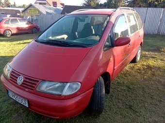 Predam Volkswagen Sharan 1.9 tdi