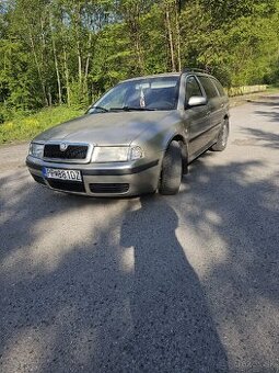 Škoda Octavia Tour