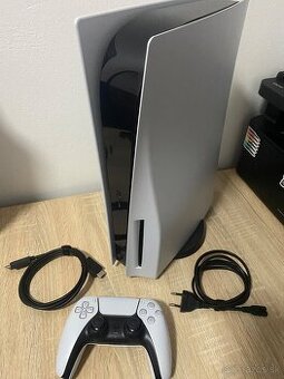 PS 5 s mechanikou