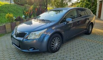 Toyota Avensis Combi 2.0D-4D 93Kw R.V.09/2010 M6