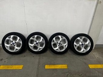 Ford Fiesta eleķtrony R15