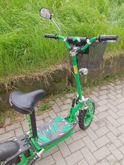 Elektricky scooter X02