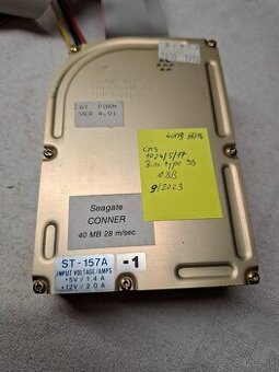Historicky HDD Seagate ST157A 40MB - 1
