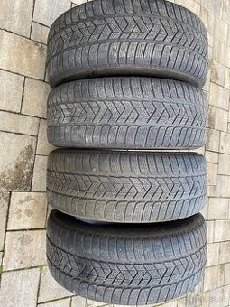 Zimné pneumatiky 235/55r19