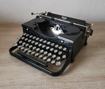 Luxusný starožitný písací stroj ROYAL P z roku 1931