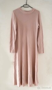 Pletené jesenné, jarné alebo aj zimné šaty