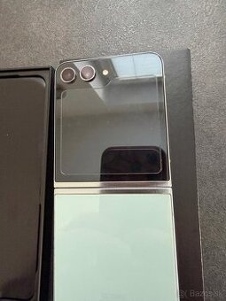 Samsung Galaxy ZFlip 5 256Gb