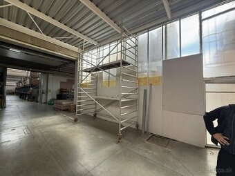 Prenájom Lešenia Fasádneho.