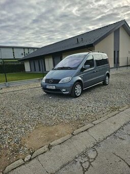 Vaneo 1.7.  67 kw 2004