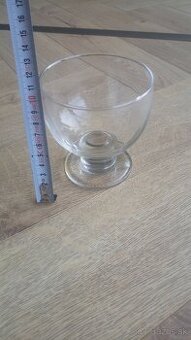 Poháre na zmrzlinu / puding