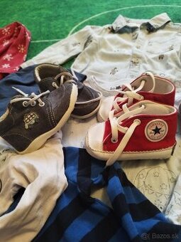 Balík oblečenia 9-12 mesiacov, grátis Hilfiger ponožky