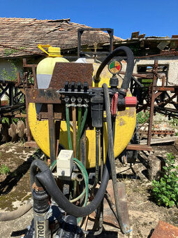 Postrekovač s certifikátom