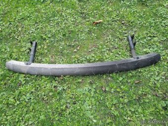 Výstuha zadného nárazníka na Volkswagen Passat B5