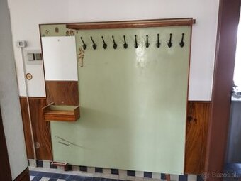 Retro vesiakova stena