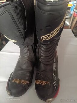 Čižmy topánky na moto