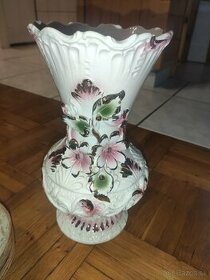porcelánové poháre, vázy