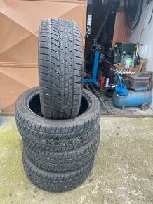 Predám zimné pneu Austone R17 - 1