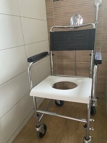 Invalidny sprchovaci a toaletny vozik