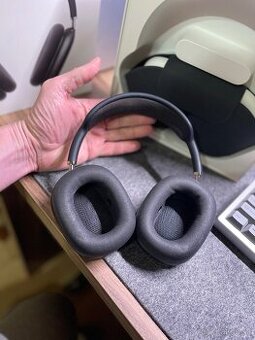 Apple Airpod Max - pokazene