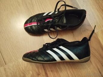 Halovky Adidas