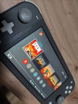 Nintendo switch lite - 1