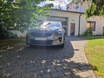 Kia Xceed 1,5T-GDI benzín 117,5 Kw,160 k