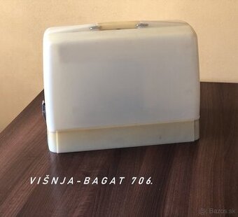 Predám šijací stroj Višnja Bagat 706.