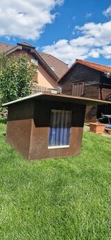 Búda pre psa – zateplená podlaha a strop, zástena vo vchode