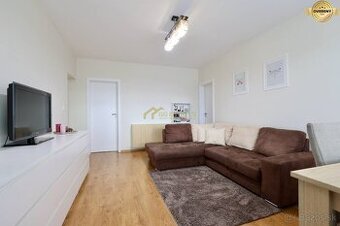 Na predaj štýlový 3-izbový byt s balkónom a záhradkou
