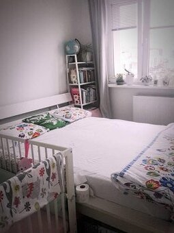 Rám postele z Ikea