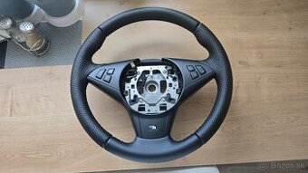VOLANT BMW E60 E61 E60M E61M E63 E63M M5 BMW M6 packet