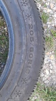 PNEU 205/60R16 2ks