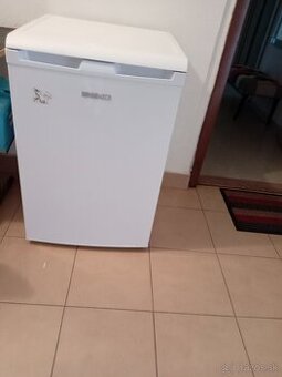 Predám chladničku s MRAZNIČKOU BEKO