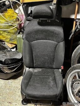 Predám spolujazdcovu sedačku na Subaru impreza / xv