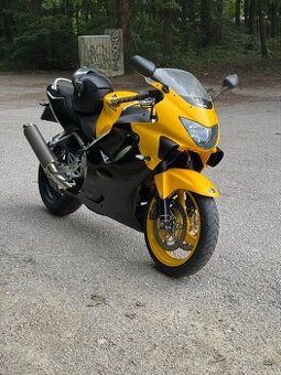 Honda CBR600F ako projekt