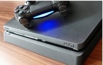 Predám playstation 4 v super stave +hry +dva ovladače