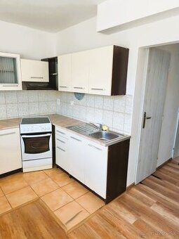 Na predaj 1 izbový byt v obci Lok