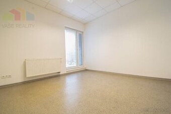 Na prenájom kancelária  15 m²,  v novostavbe, tiché prostred