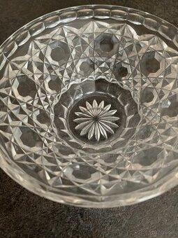 Misky z brúseného skla