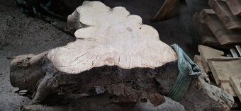 Koreň z čerešne na konferenčný stolik