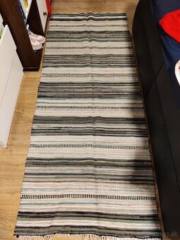 Tkany koberec 87x210cm