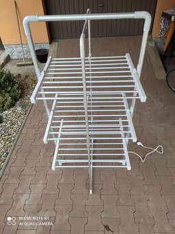 Elektrický sušiak na bielizeň