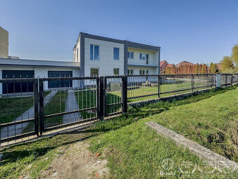 BOSEN | 7izb. rodinný dom pri vodnej nádrži Ľadovo s veľkým 