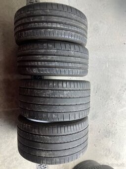 Michelin 305/30 ZR20 + 245/35 ZR20